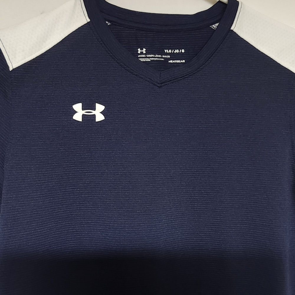 Under Armour Blue and White Short Sleeve Tees - Picture 3 of 5